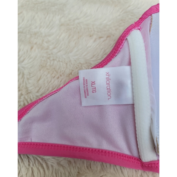 Xhilaration Fuschia bandeau bikini top with removable straps - Picture 11 of 16